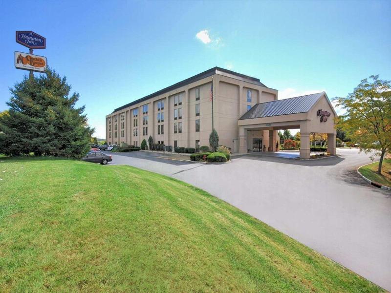 Hampton Inn Clinton Bagian luar foto